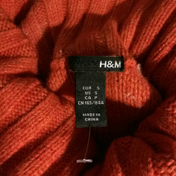 Sweater - Picture 2 of 2