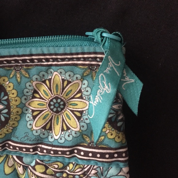 Vera Bradley Purse - Picture 2 of 3