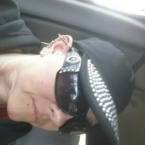 Meet your Posher, Sheri