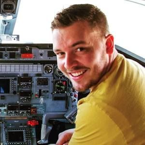 Meet your Posher, Aaron