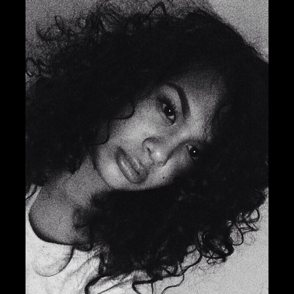 Meet your Posher, Nina - Picture 1 of 1