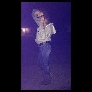 Meet your Posher, Hailey