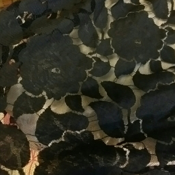 Dress - Picture 3 of 4