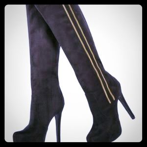 Heel boots!!!final price