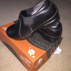 Dansko Shoes size 8
