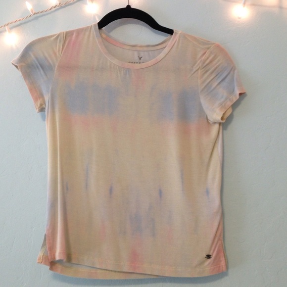 American Eagle shirt