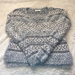 CUTE WINTER A&F SWEATER