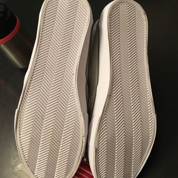 Aeropostale shoes - Picture 2 of 3