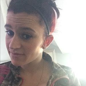 Meet your Posher, Brianna