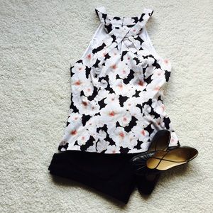 White House Black Market Top!