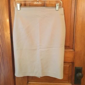 🎀 Gray pencil skirt! 🎀