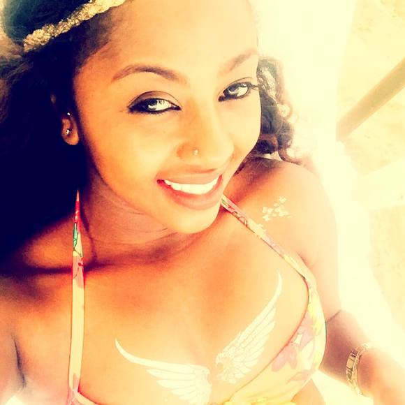 Meet your Posher, Fevuu