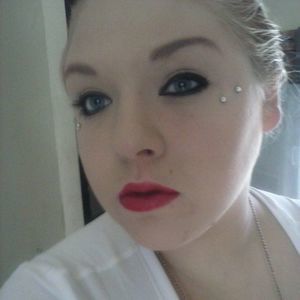 Meet your Posher, Desiree