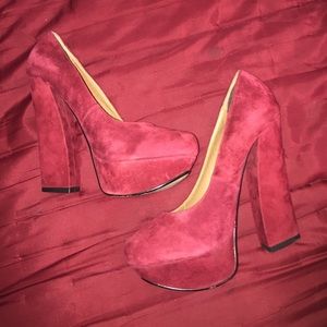 ALDO Maroon Pumps