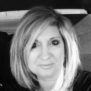 Meet your Posher, Dana