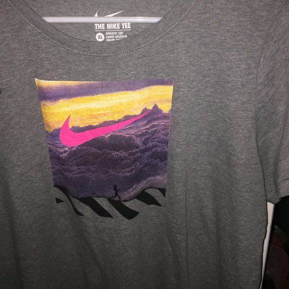 Nike Althetic Cut Tee