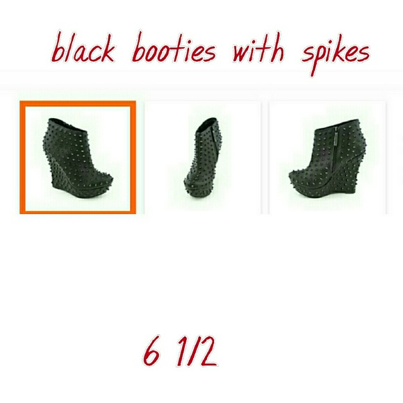 ⏬$23⏬Black Booties with spikes - Picture 2 of 2