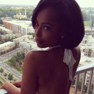 Meet your Posher, Selam