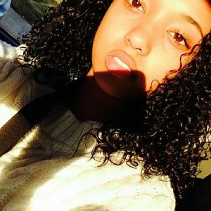 Meet your Posher, Bre-anna