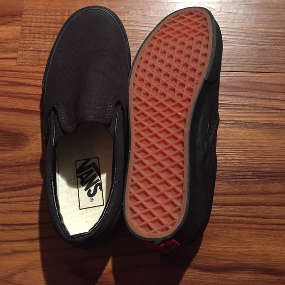 Vans - Picture 2 of 3