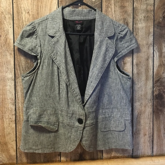 Torrid vest