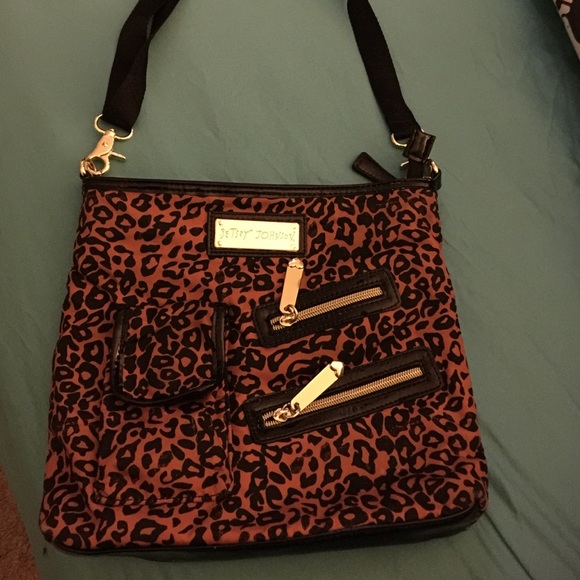 Betsy Johnson cross body