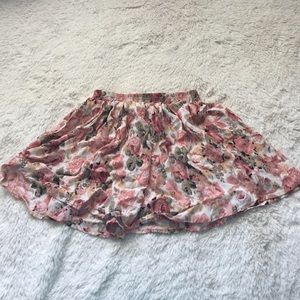 FLORAL BRANDY MELVILLE SKIRT