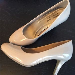 Cute tan heels