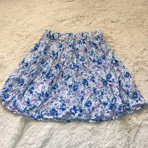 HOLLISTER FLORAL SKIRT