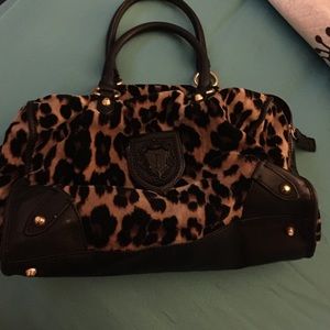 Juicy couture purse.