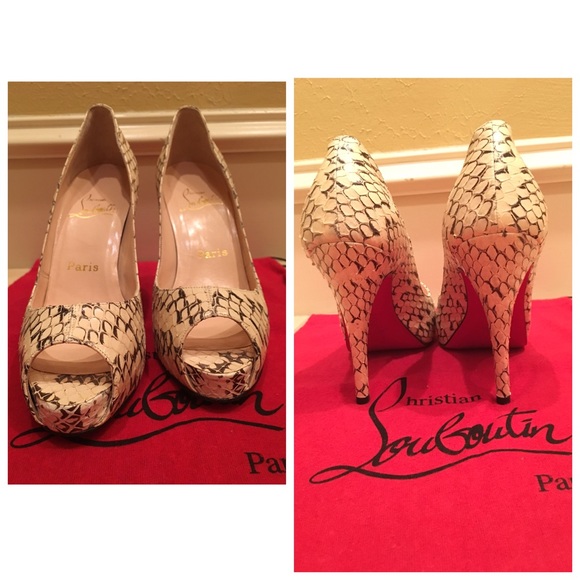 Christian Louboutin white snakeskin pumps - Picture 2 of 4
