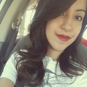 Meet your Posher, Cristina