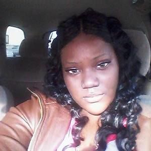 Meet your Posher, Danyelle