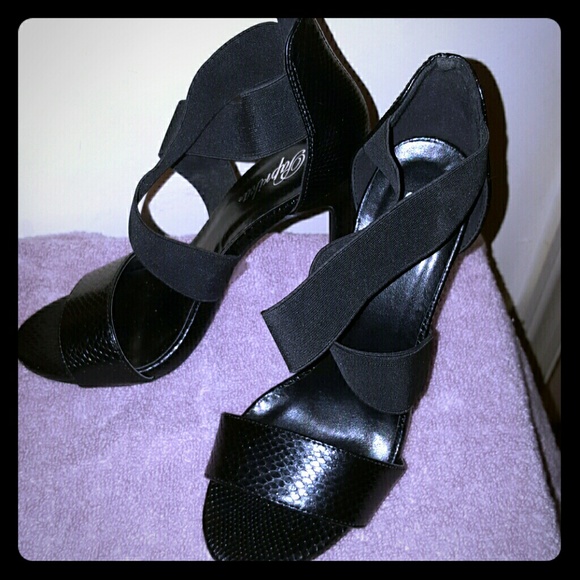 Sexy black heel