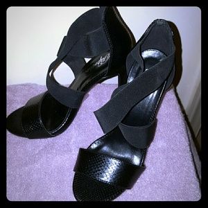 Sexy black heel