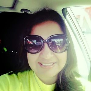 Meet your Posher, Sabrina