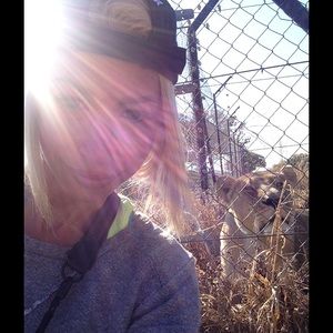 Meet your Posher, Lori
