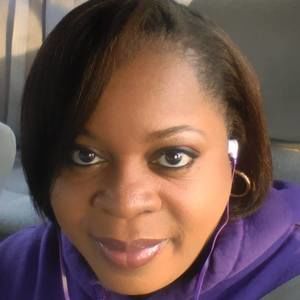 Meet your Posher, Carolyn