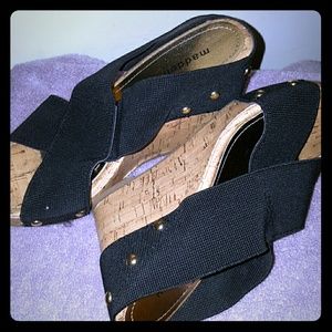 Madden Girl wedges