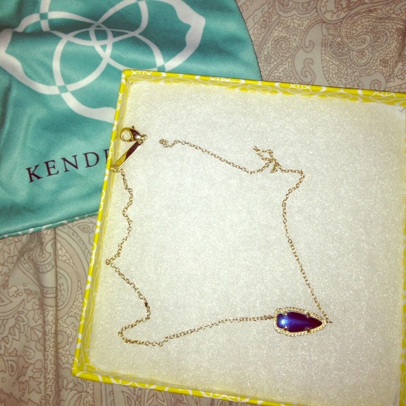 Kendra Scott Necklace