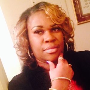 Meet your Posher, Selena