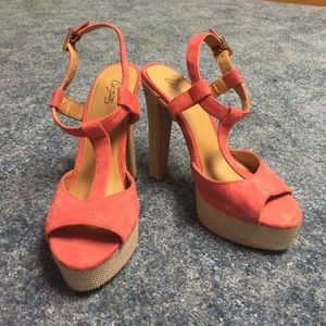 Salmon Open-toed Pumps