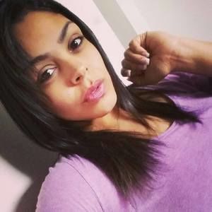 Meet your Posher, Claritza