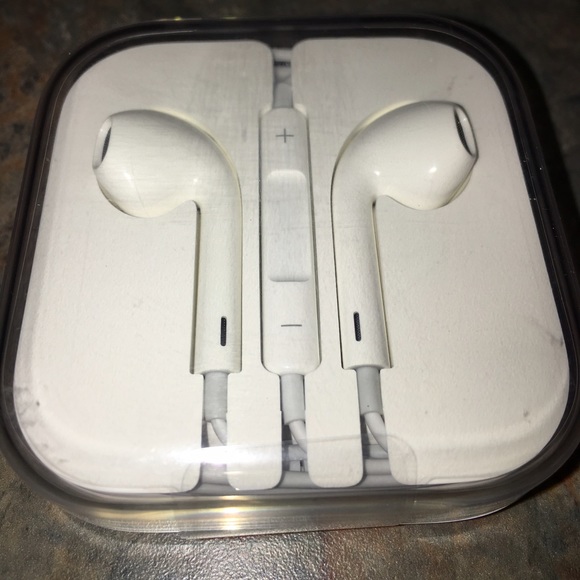 Authentic Apple Earbuds