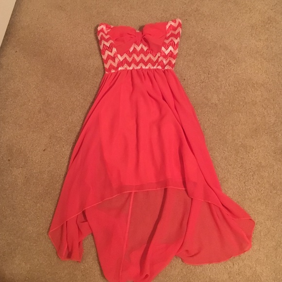 gorgeous strapless dress