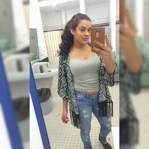 Meet your Posher, Lorena