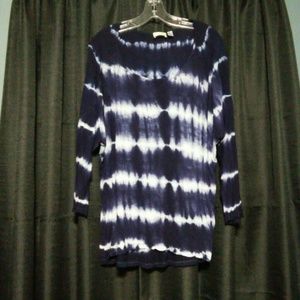 Blue tye dye long sleeve top
