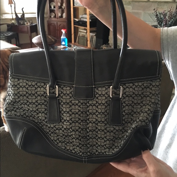 Coach bag - Picture 2 of 3