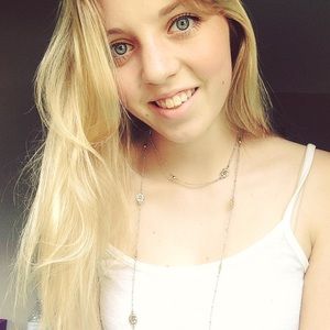 Meet your Posher, Lizzie