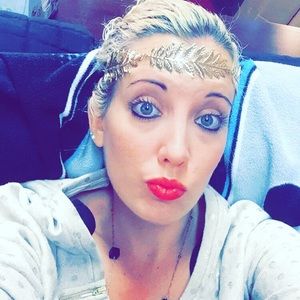 Meet your Posher, Stacy